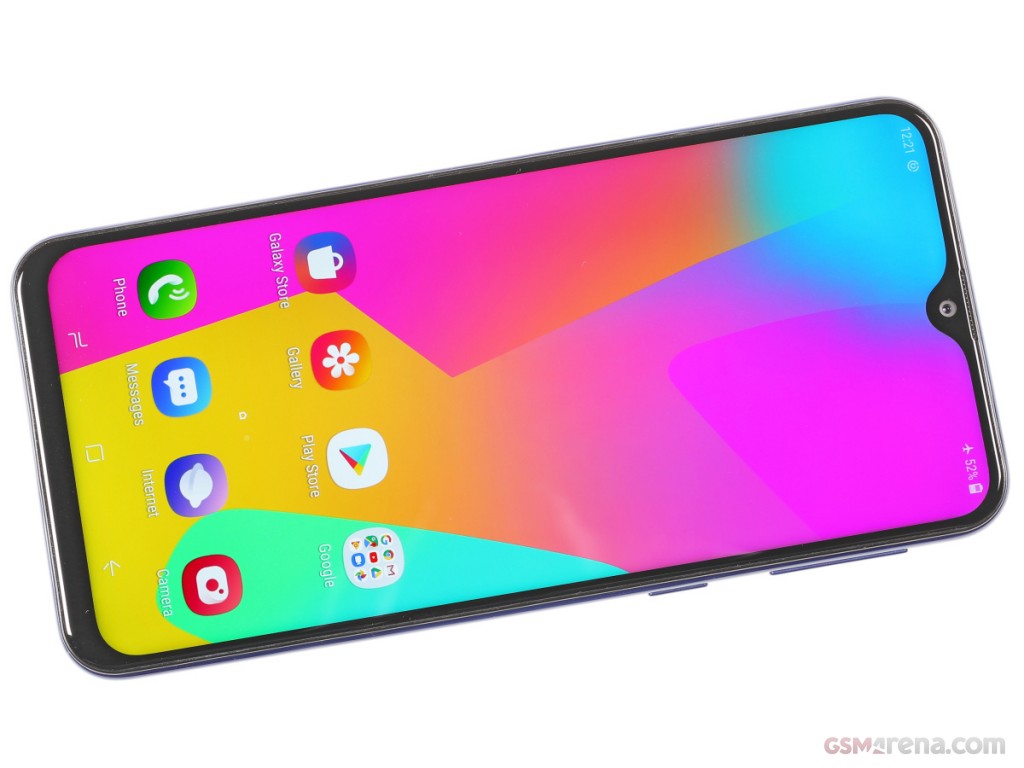 Samsung Galaxy M20 hands-on photo 6