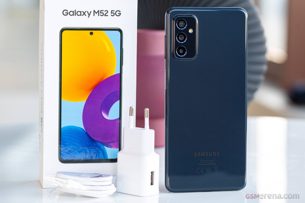 Samsung Galaxy M52 5G hands-on photo 1