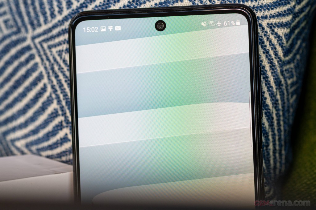 Samsung Galaxy M52 5G hands-on photo 5