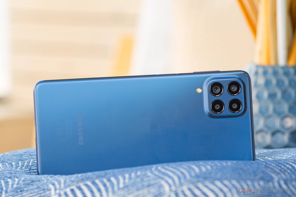 Samsung Galaxy M53 hands-on photo 11