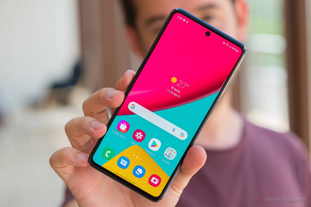 Samsung Galaxy M53 hands-on photo 12