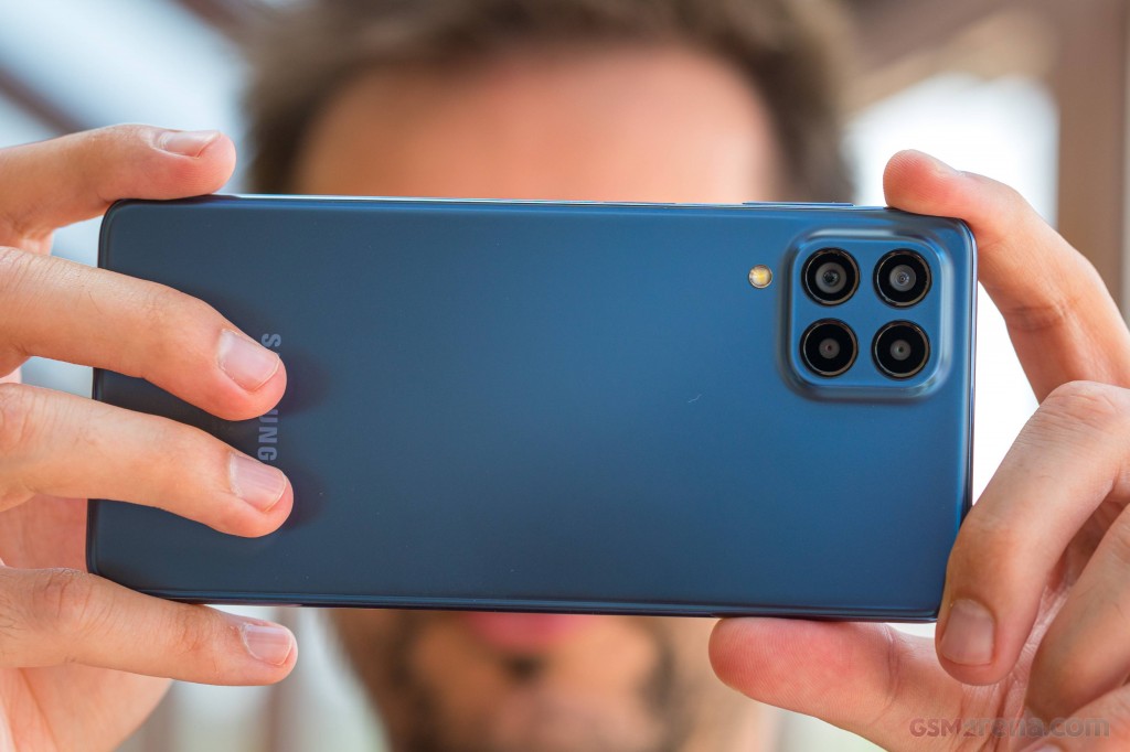 Samsung Galaxy M53 hands-on photo 14
