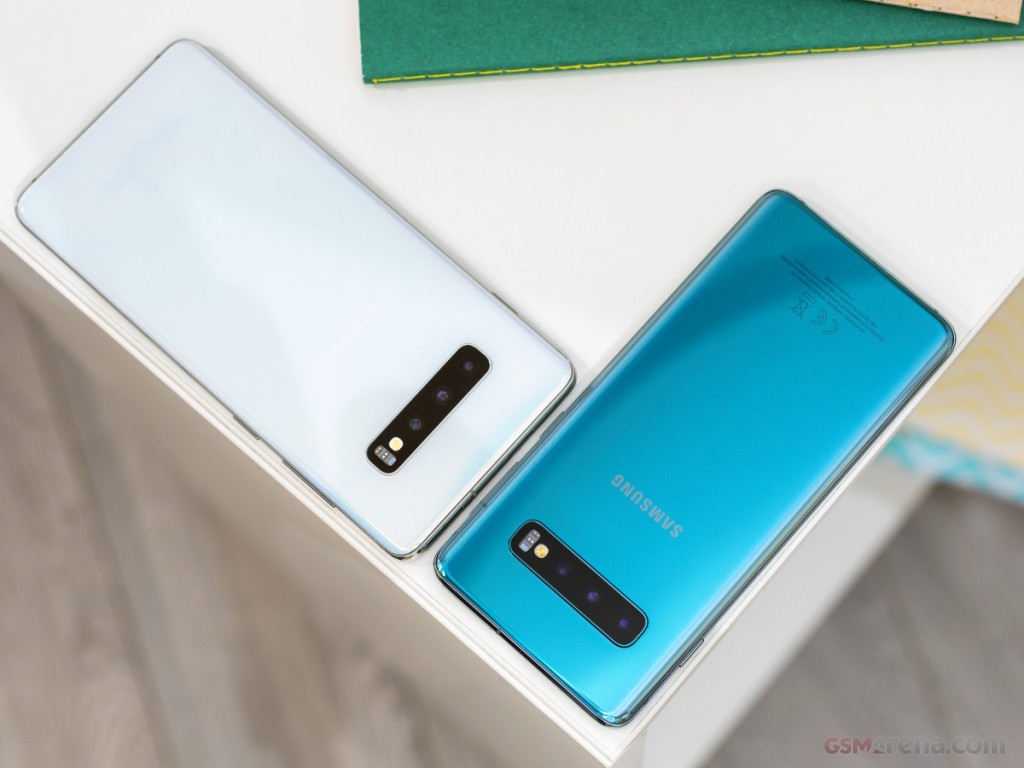 Samsung Galaxy S10+ hands-on photo 4