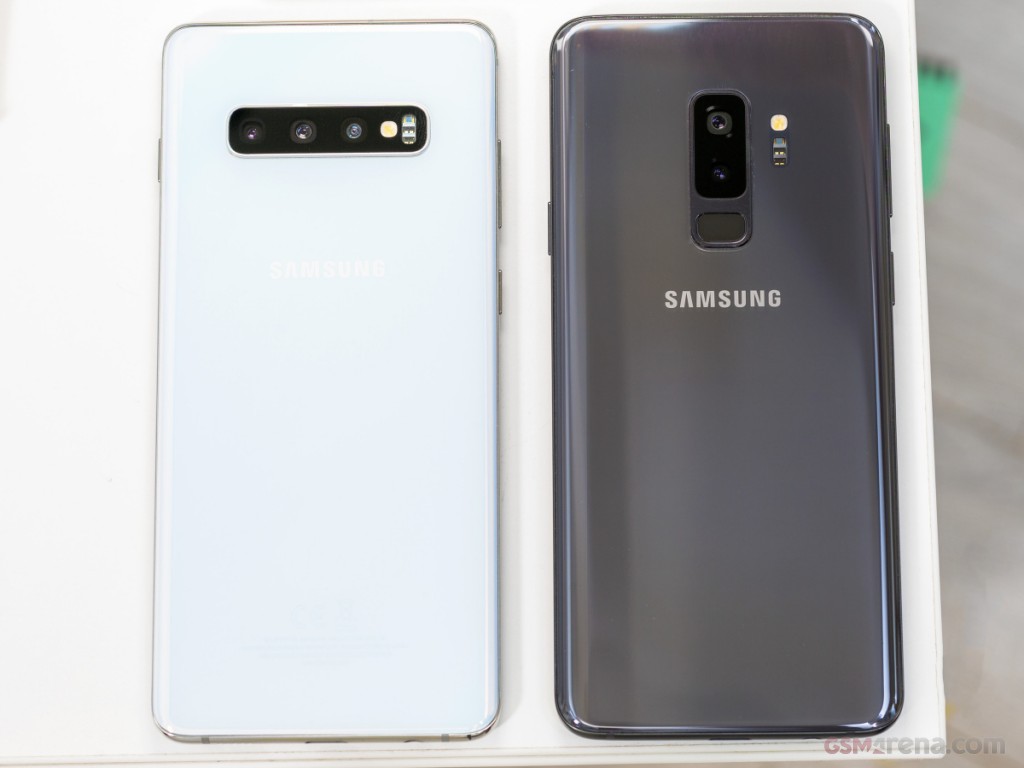 Samsung Galaxy S10+ hands-on photo 11