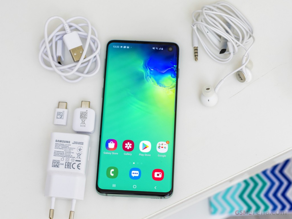 Samsung Galaxy S10 hands-on photo 1