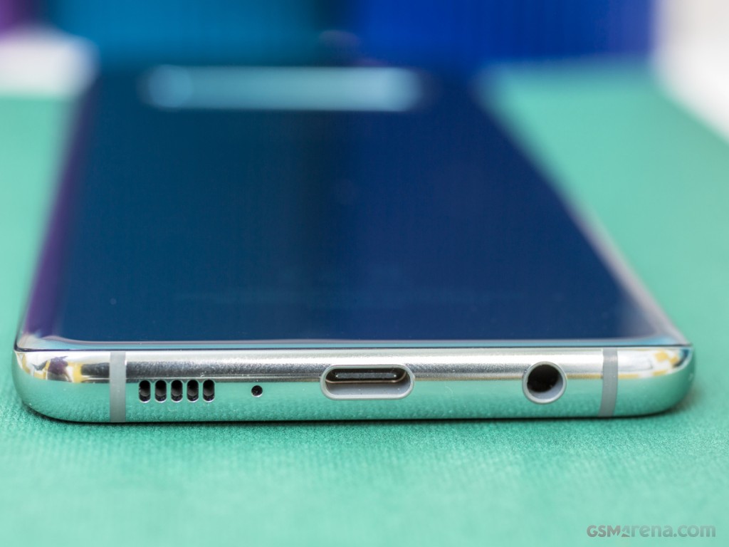 Samsung Galaxy S10 hands-on photo 11