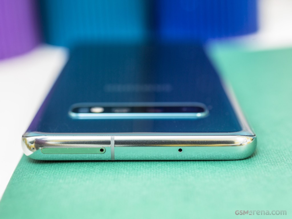 Samsung Galaxy S10 hands-on photo 13
