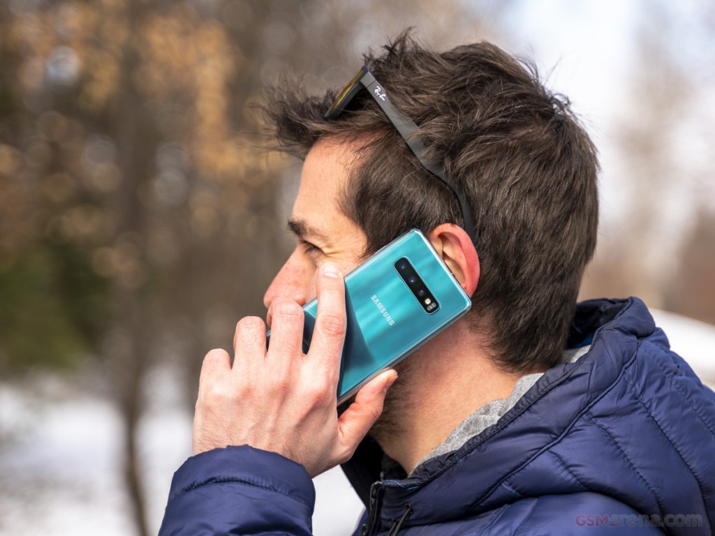 Samsung Galaxy S10 hands-on photo 16