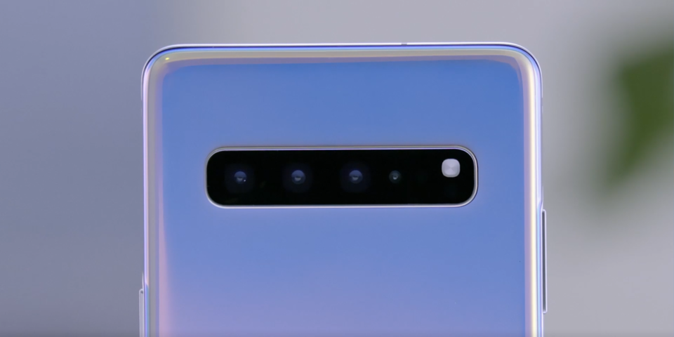 Samsung Galaxy S10 5G view 5