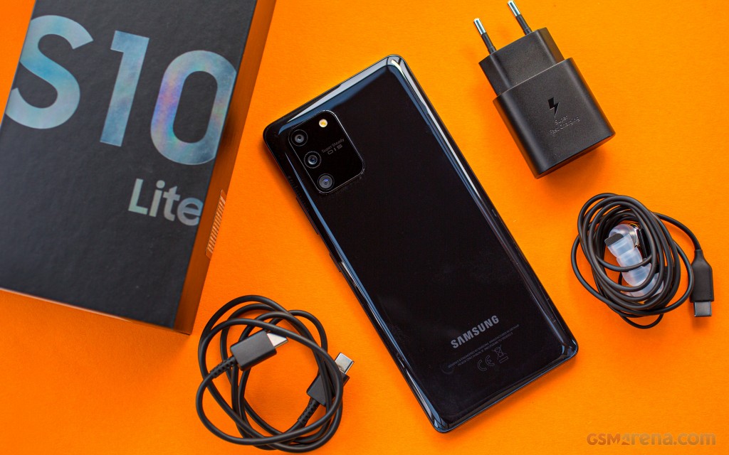 Samsung Galaxy S10 Lite hands-on photo 1