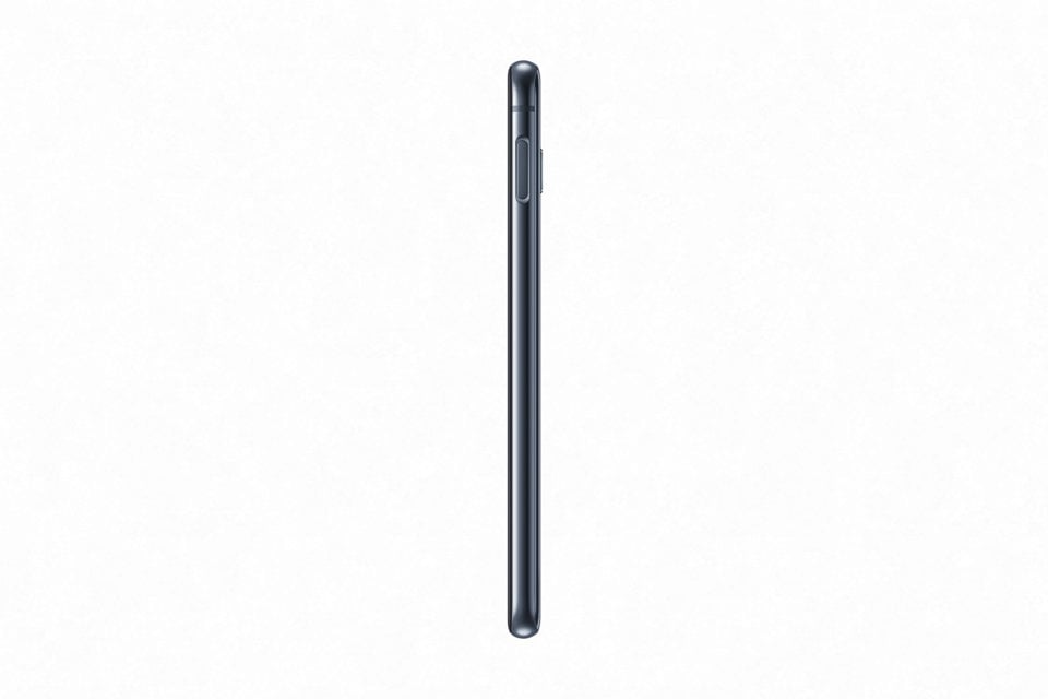 Samsung Galaxy S10e view 9