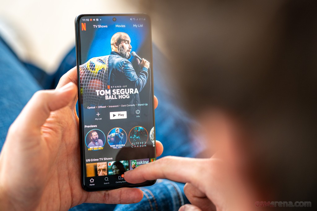 Samsung Galaxy S20+ hands-on photo 32