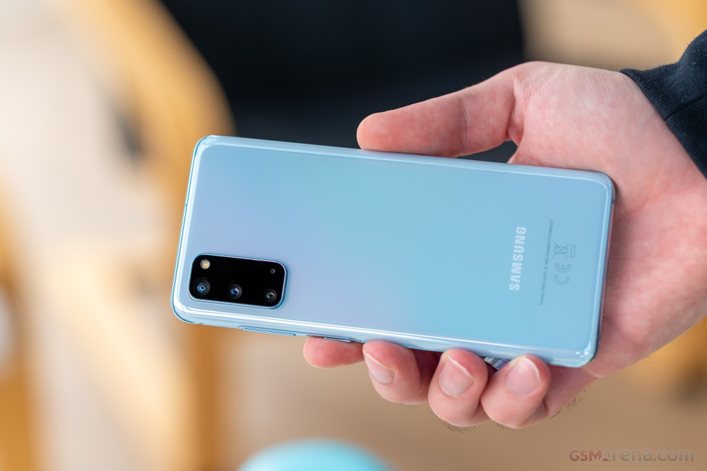 Samsung Galaxy S20 hands-on photo 29