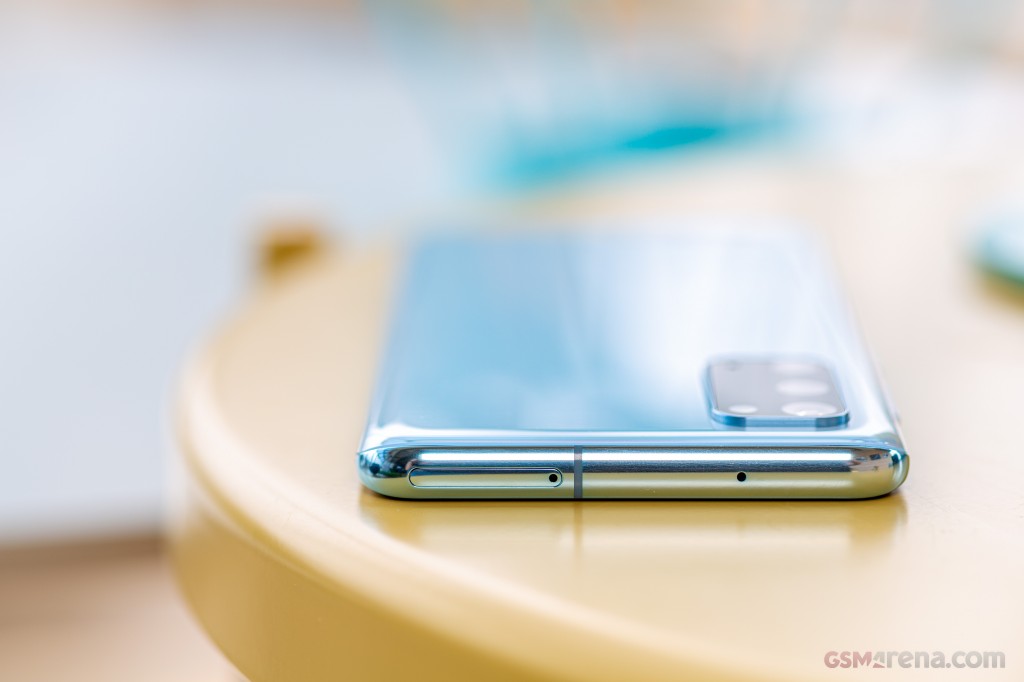 Samsung Galaxy S20 5G hands-on photo 14
