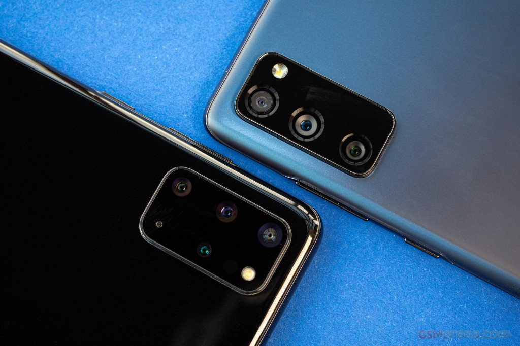 Samsung Galaxy S20 FE 5G hands-on photo 13