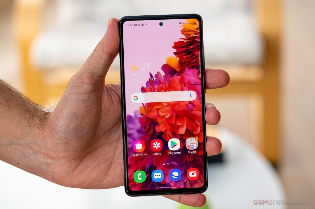Samsung Galaxy S20 FE 5G hands-on photo 29