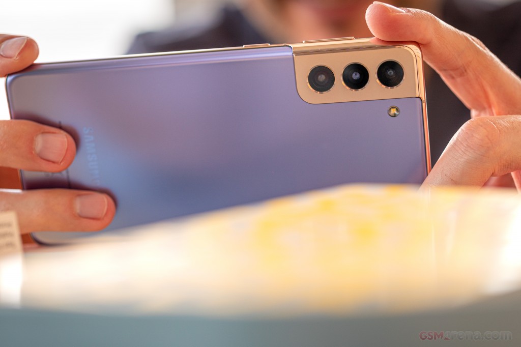 Samsung Galaxy S21+ 5G hands-on photo 33