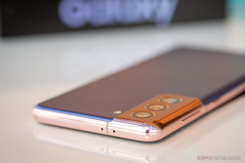 Samsung Galaxy S21 5G hands-on photo 6