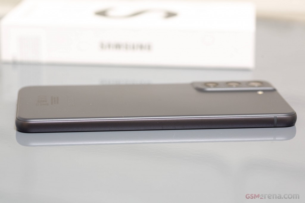 Samsung Galaxy S21 FE 5G hands-on photo 5