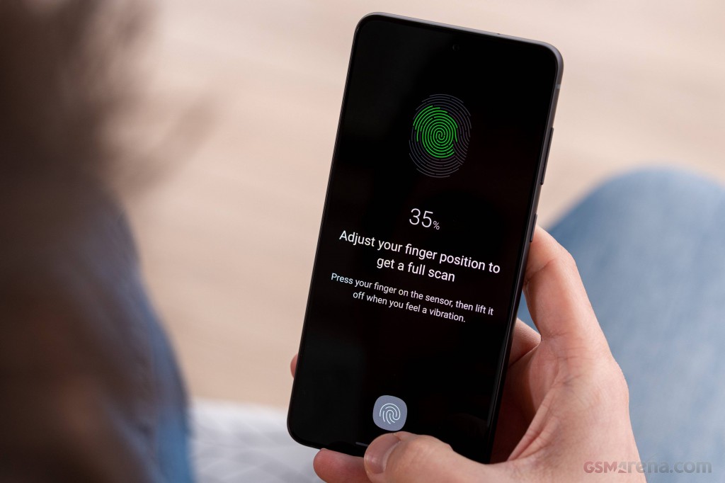 Samsung Galaxy S21 FE 5G hands-on photo 10