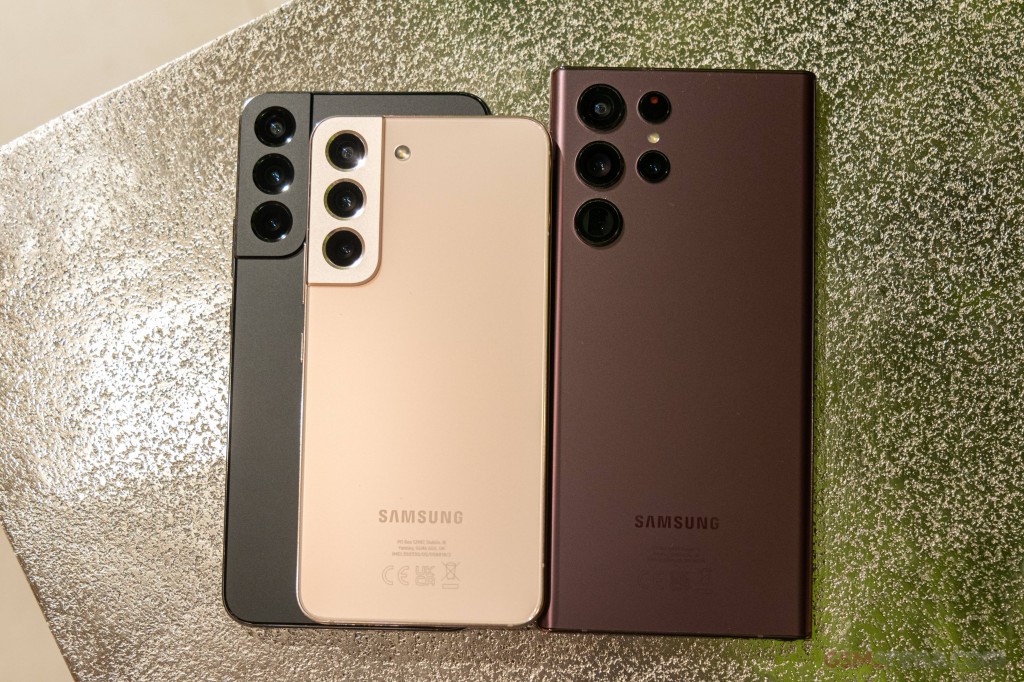 Samsung Galaxy S22 5G hands-on photo 8