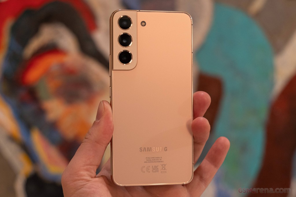 Samsung Galaxy S22 5G hands-on photo 23