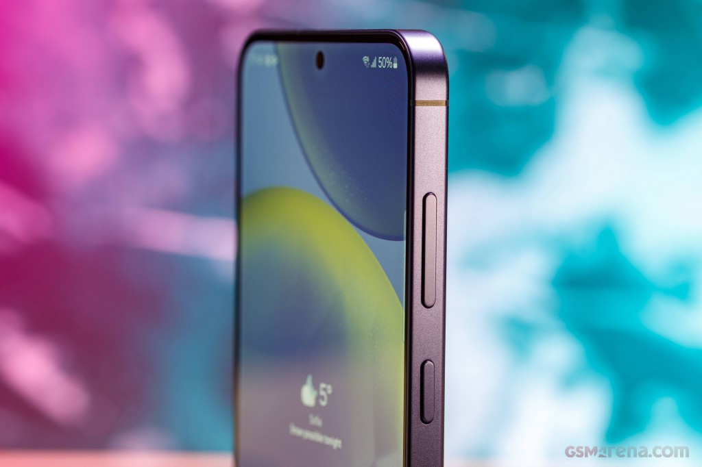 Samsung Galaxy S24+ hands-on photo 11