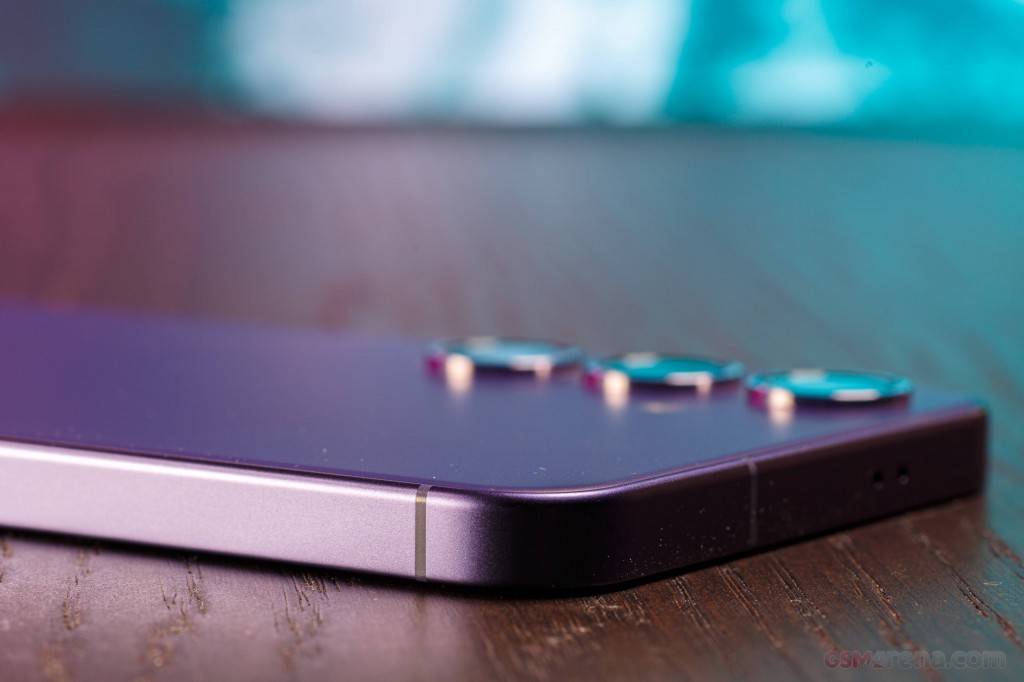 Samsung Galaxy S24+ hands-on photo 13