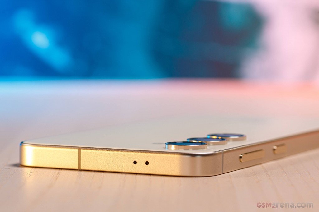 Samsung Galaxy S24 hands-on photo 11