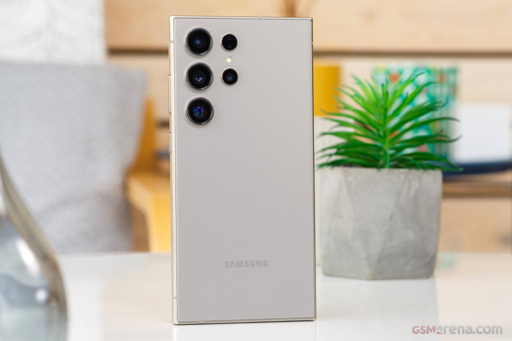 Samsung Galaxy S24 Ultra hands-on photo 9