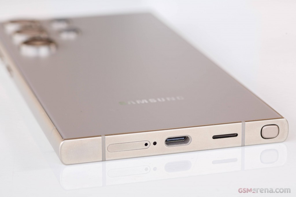 Samsung Galaxy S24 Ultra hands-on photo 18