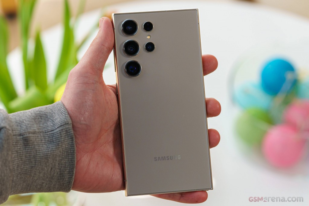 Samsung Galaxy S24 Ultra hands-on photo 30