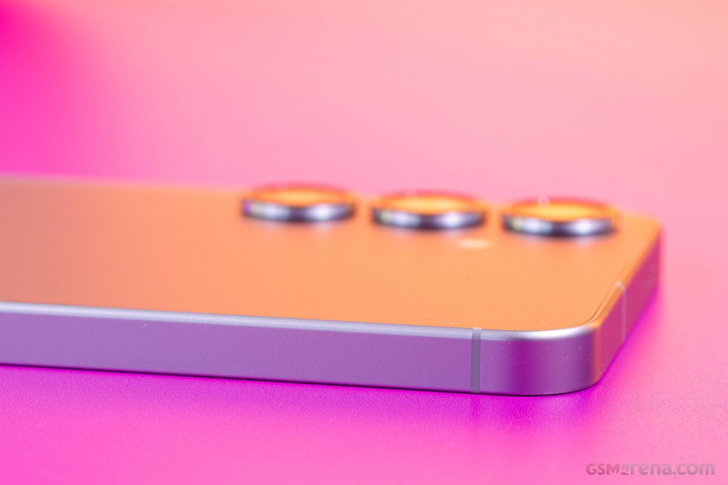 Samsung Galaxy S25+ hands-on photo 16