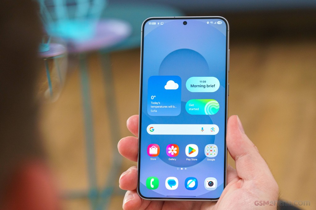 Samsung Galaxy S25+ hands-on photo 21
