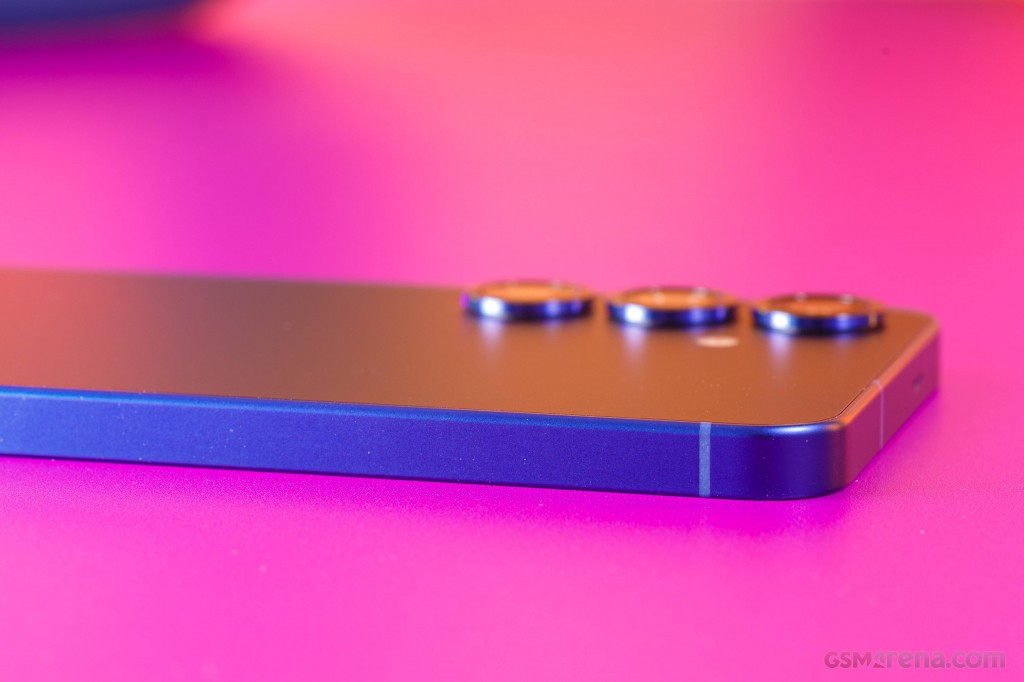 Samsung Galaxy S25 hands-on photo 15