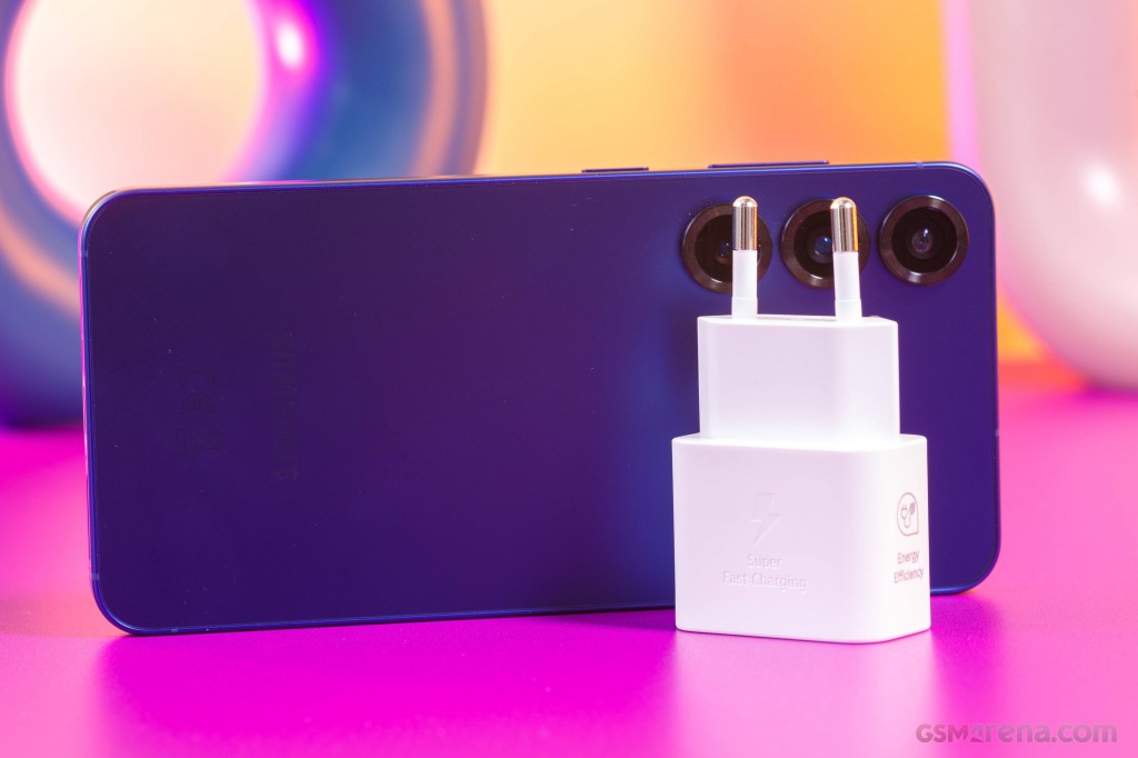 Samsung Galaxy S25 hands-on photo 17