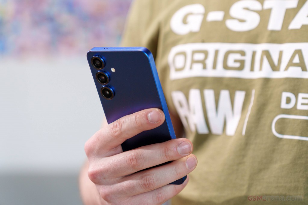 Samsung Galaxy S25 hands-on photo 22