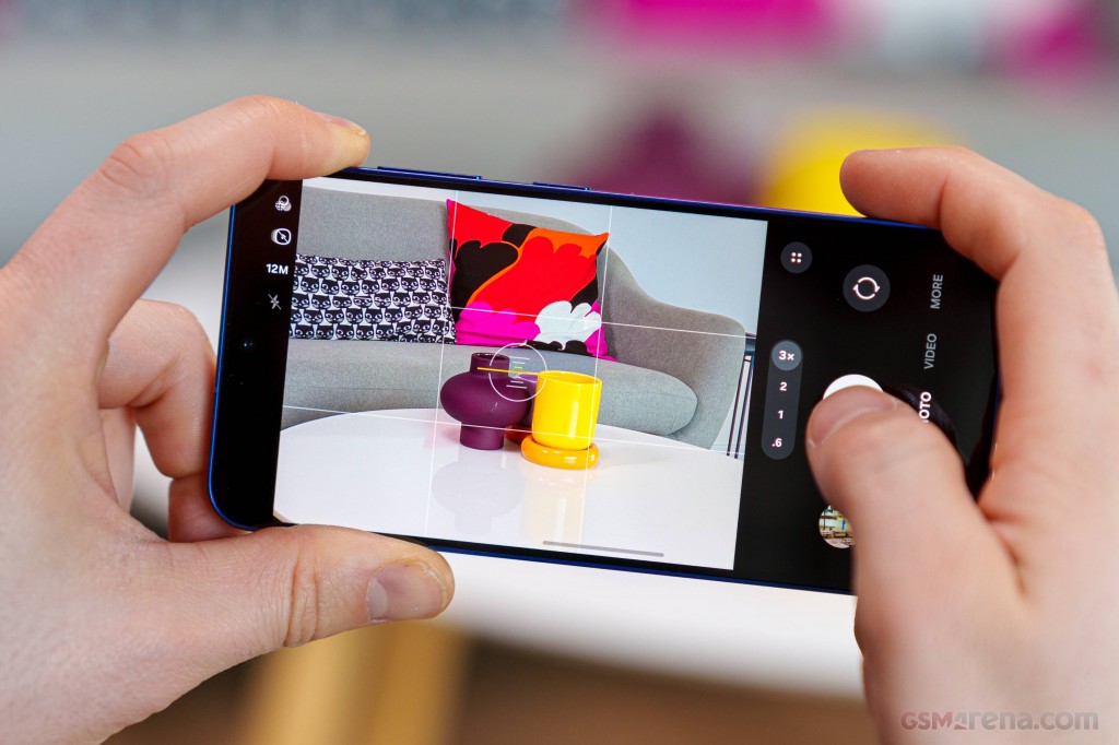 Samsung Galaxy S25 hands-on photo 26