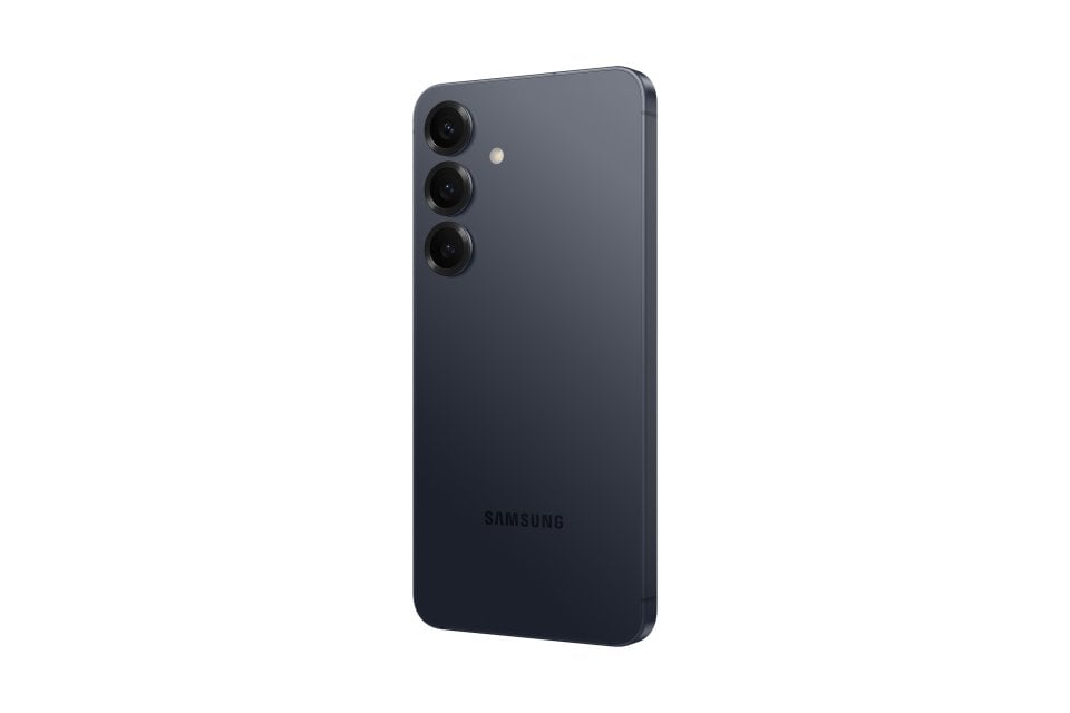 Samsung Galaxy S25 view 34