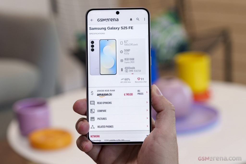 Samsung Galaxy S25 FE hands-on photo 9