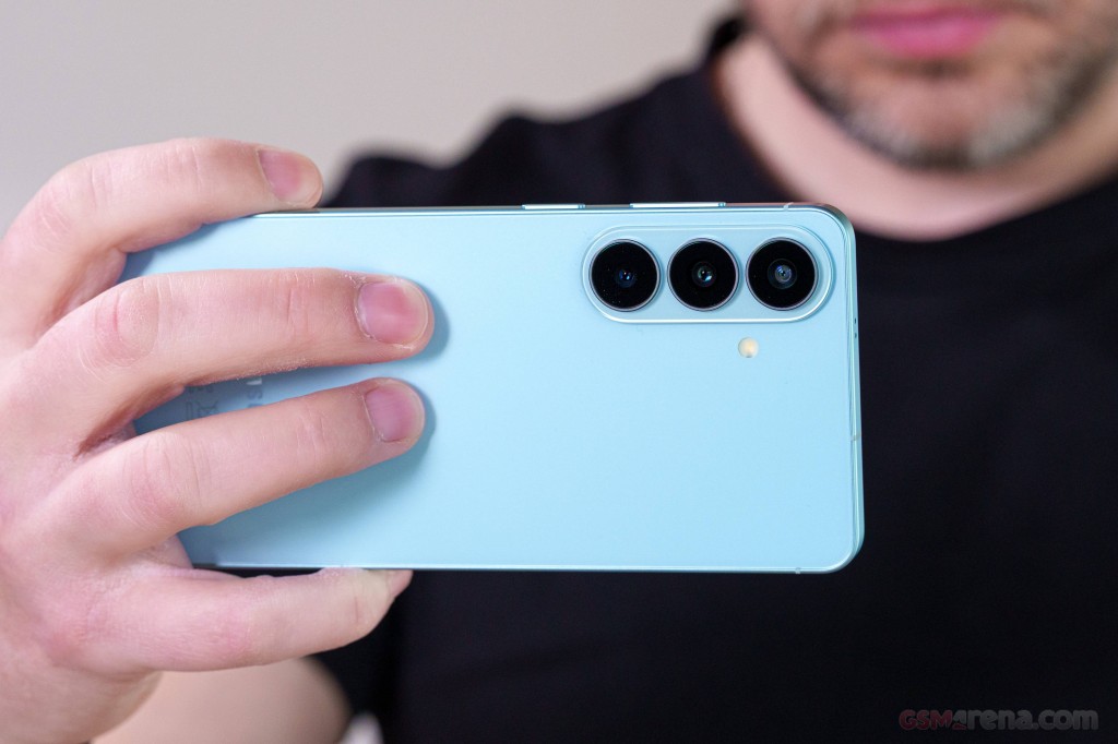 Samsung Galaxy S26+ hands-on photo 11