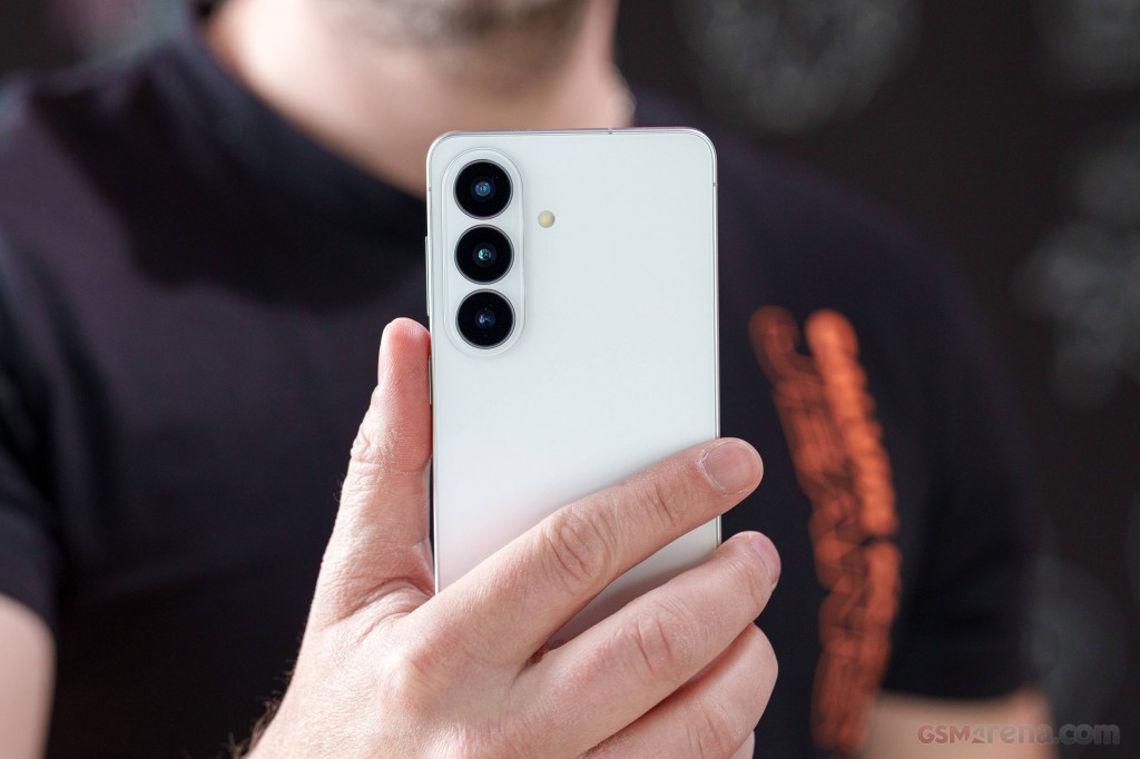 Samsung Galaxy S26 hands-on photo 11