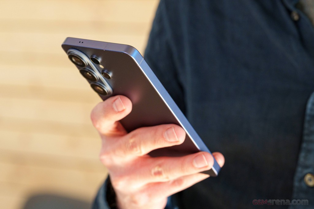 Samsung Galaxy S26 Ultra hands-on photo 13