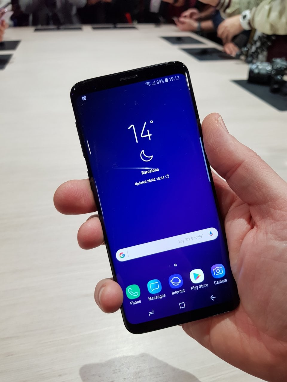 Samsung Galaxy S9 view 8
