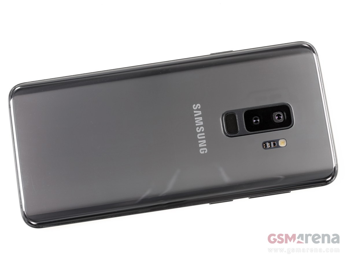 Samsung Galaxy S9+ hands-on photo 16