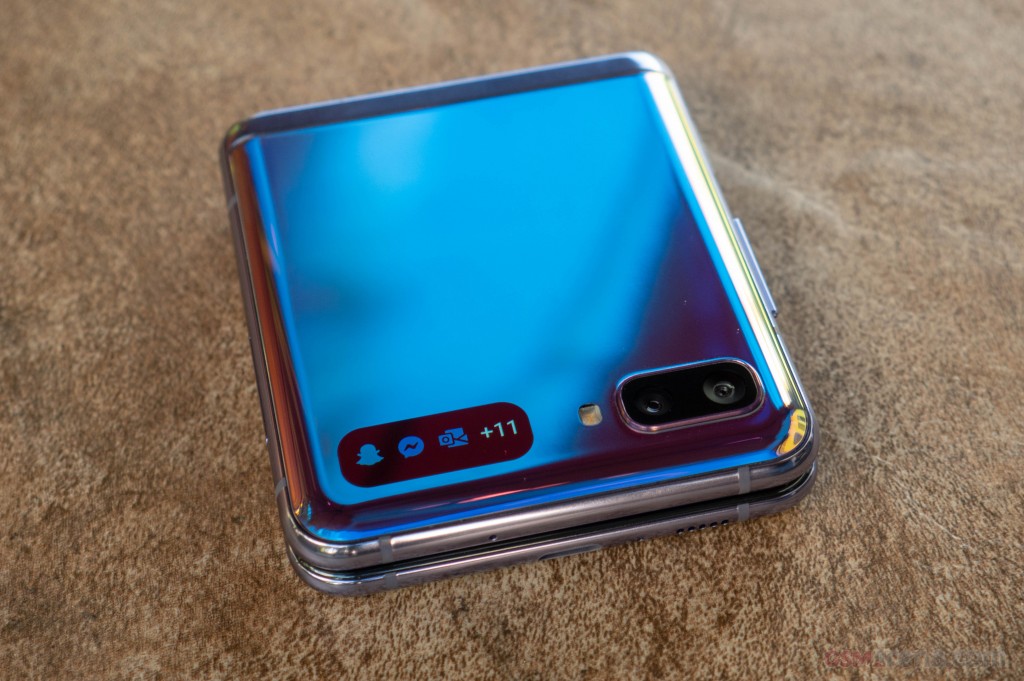Samsung Galaxy Z Flip hands-on photo 8