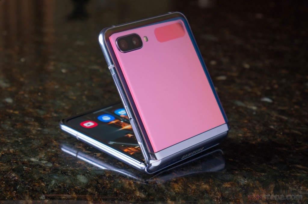 Samsung Galaxy Z Flip hands-on photo 11
