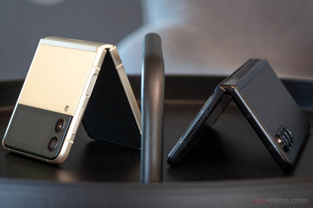 Samsung Galaxy Z Flip3 5G hands-on photo 10