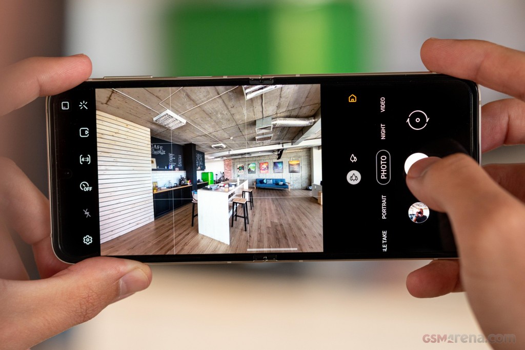 Samsung Galaxy Z Flip3 5G hands-on photo 20