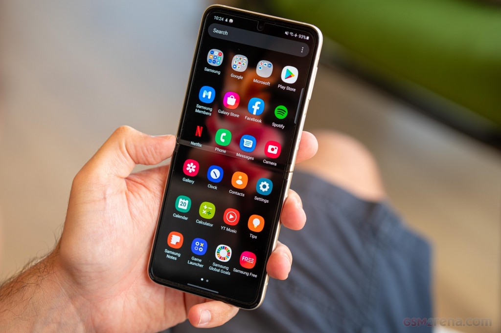 Samsung Galaxy Z Flip3 5G hands-on photo 23